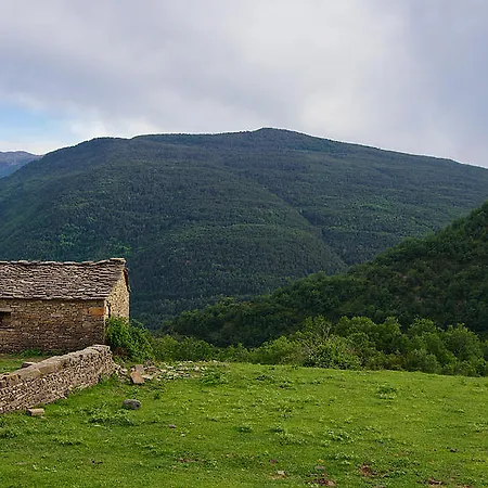 Casa Espanol Broto